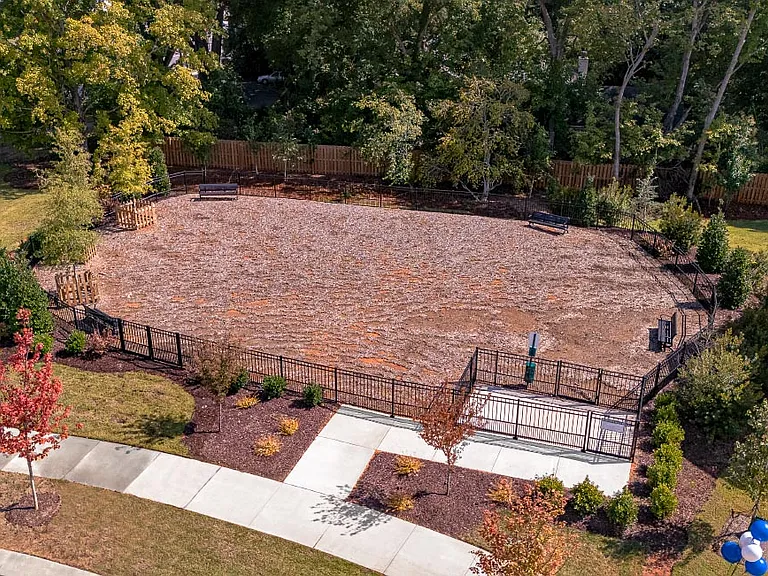 2917 Penninger Cir — Photo 22