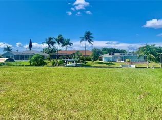 1909 SE 12th St, Cape Coral, FL 33990