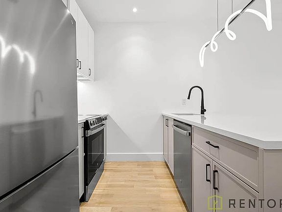 4th image of 88 N 1st St #4H