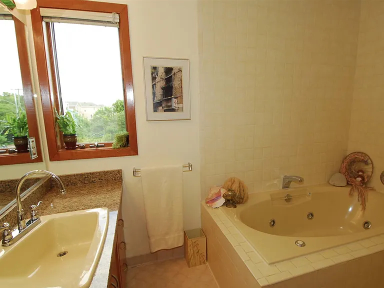 5012 Lauderdale Ave — Photo 8