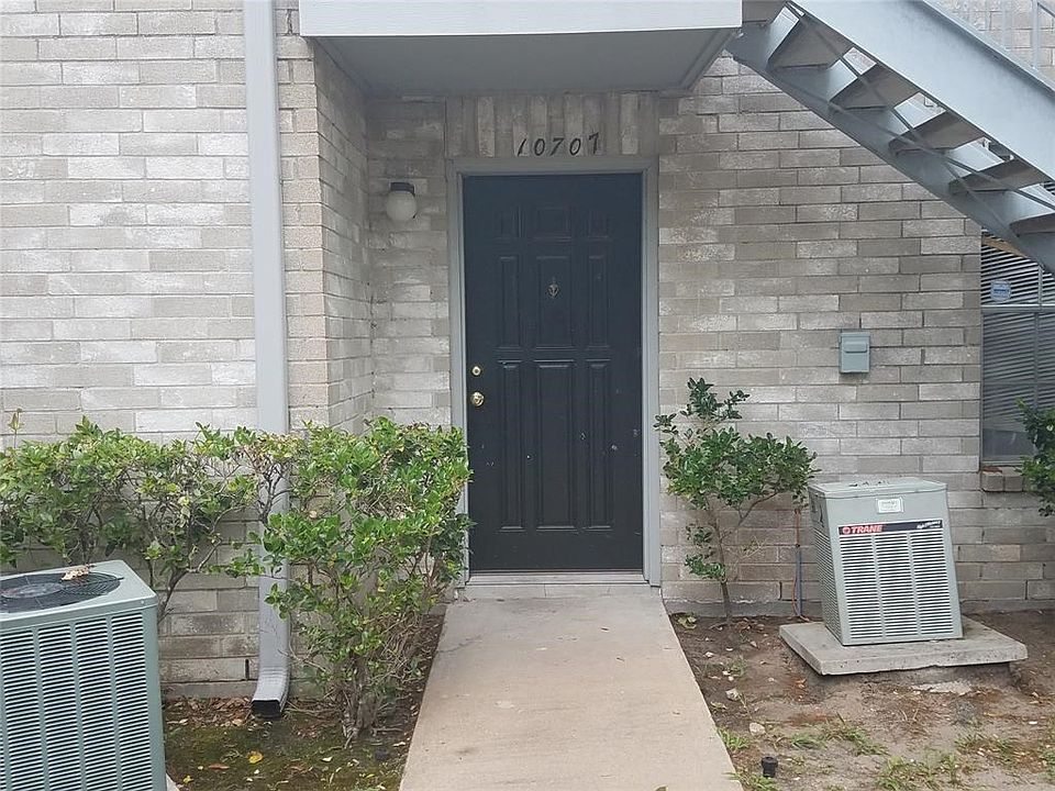 1st image of 10707 Braes Bend Dr