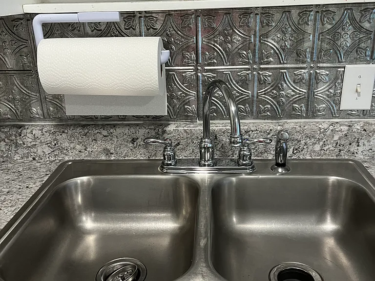 Town Creek Apartments — Photo 6