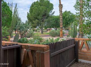 435 S Paseo Lobo, Green Valley, AZ 85614