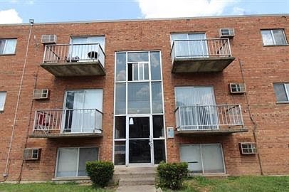 1st image of 2842 Harrison Ave #11417473
