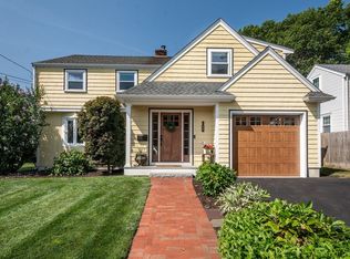 29 Alan Dale Rd, Medford, MA 02155