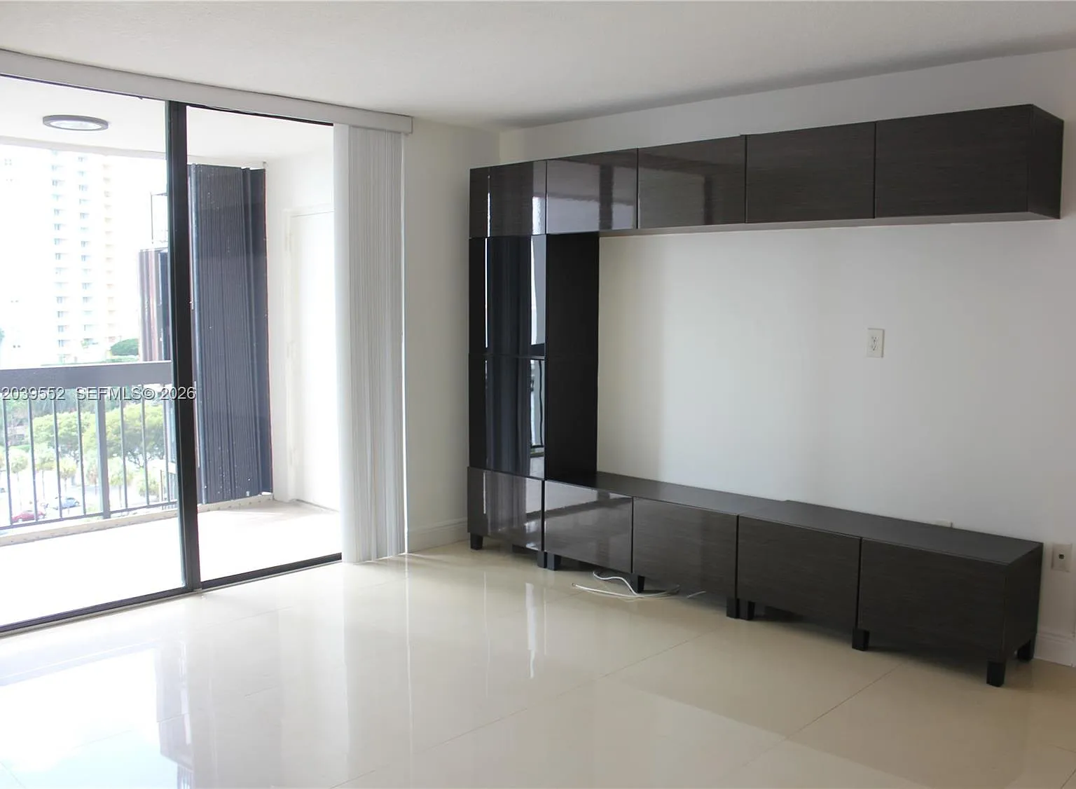 Brickell Bay Club Condo — Photo 1