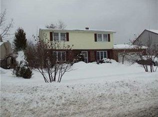 92 Pine Ct N, Buffalo, NY 14224