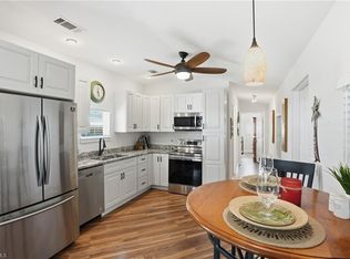 232 Cape Sable DR, NAPLES, FL 34104