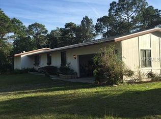 701 Maxwell Ct, Geneva, FL 32732