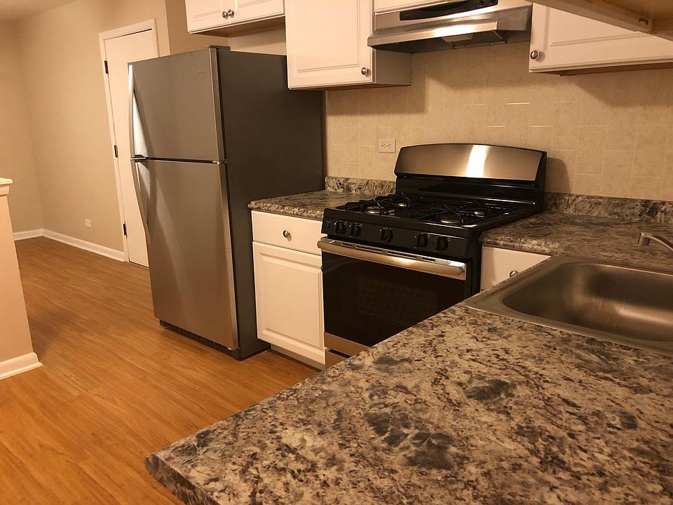1st image of 17608 Oakwood Dr