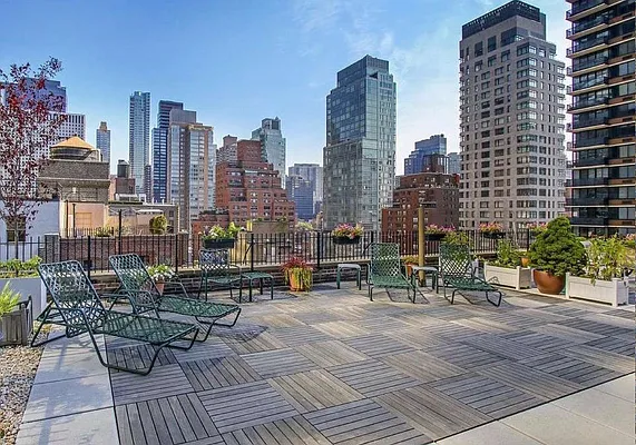 Sold by Siddhartha K. Mukherjee, LREB | media 24