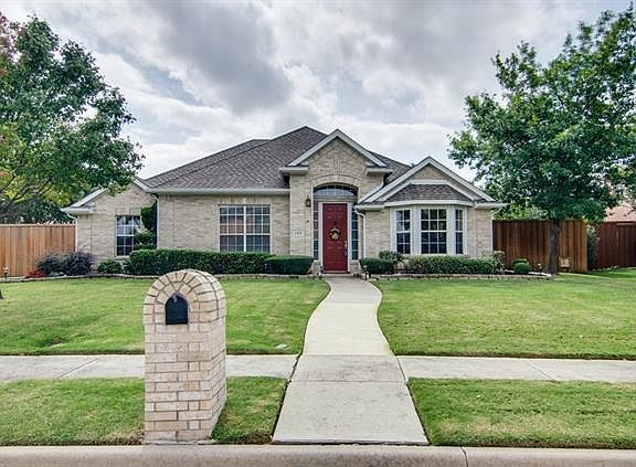 4th image of 1401 Grimes Dr