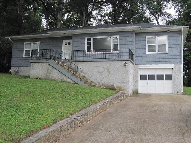 1st image of 112 Forsythe St