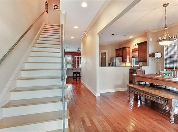 3rd image of 6960 Gen Haig St #B