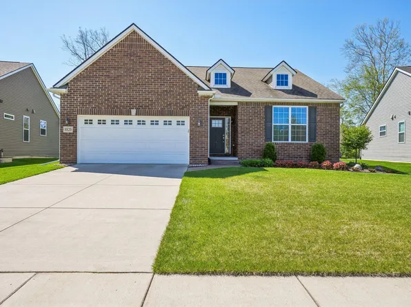 8820 Natalie Ct, Ypsilanti, MI 48197