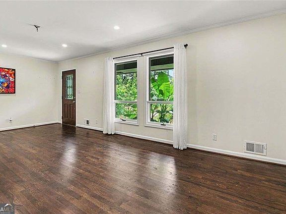 3rd image of 4268 Smithsonia Ct