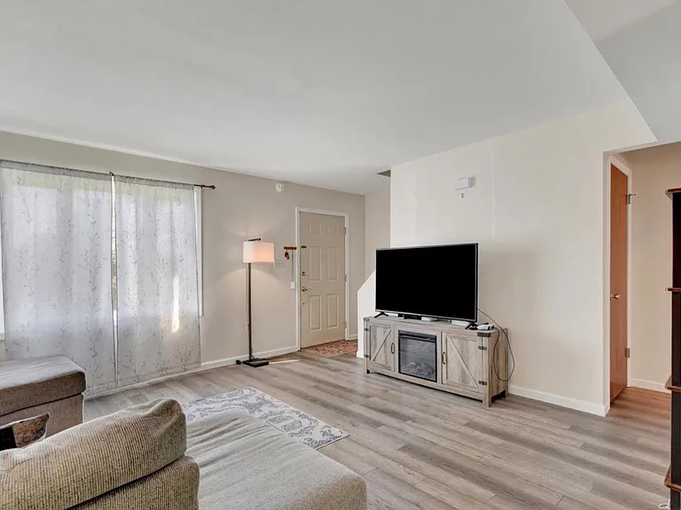 44 Rose Of Sharon Dr #44 — Photo 1
