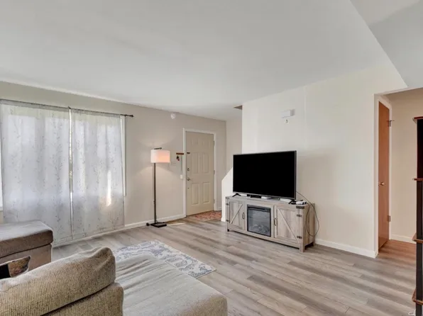 44 Rose Of Sharon Dr Unit 44, Etters, PA 17319