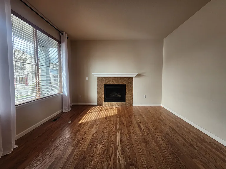 5024 S Cole Ct — Photo 2