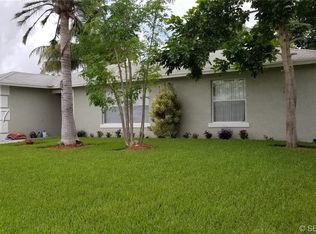 2643 Hypoluxo Rd, Lake Worth, FL 33462