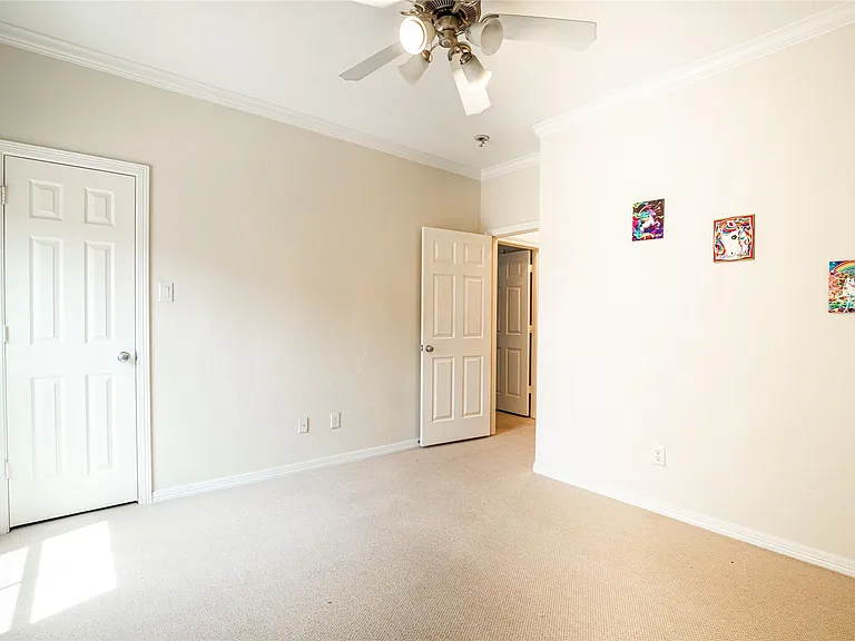 2923 Royal Oaks Crst — Photo 23