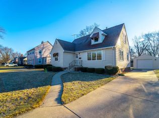 8003 State Line Ave, Munster, IN 46321