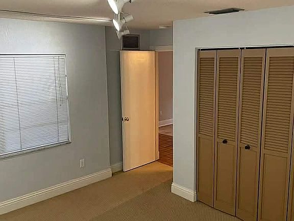 4th image of 1310 E Sheena Dr