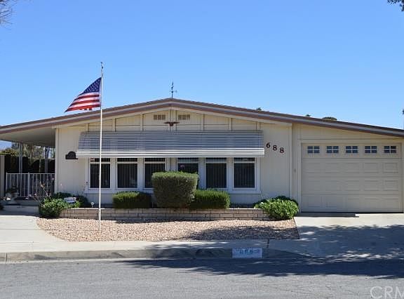 2nd image of 688 De Soto Dr