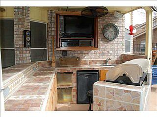 5th image of 11309 Loma Royal Pl