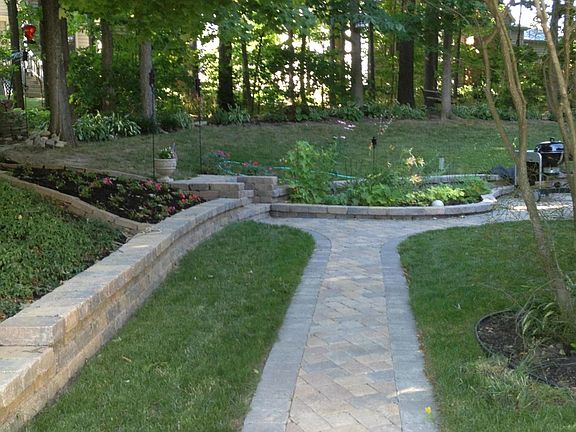 5th image of 9453 Timberbank Cir NW