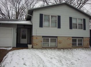 1805 10th Ave, Belvidere, IL 61008