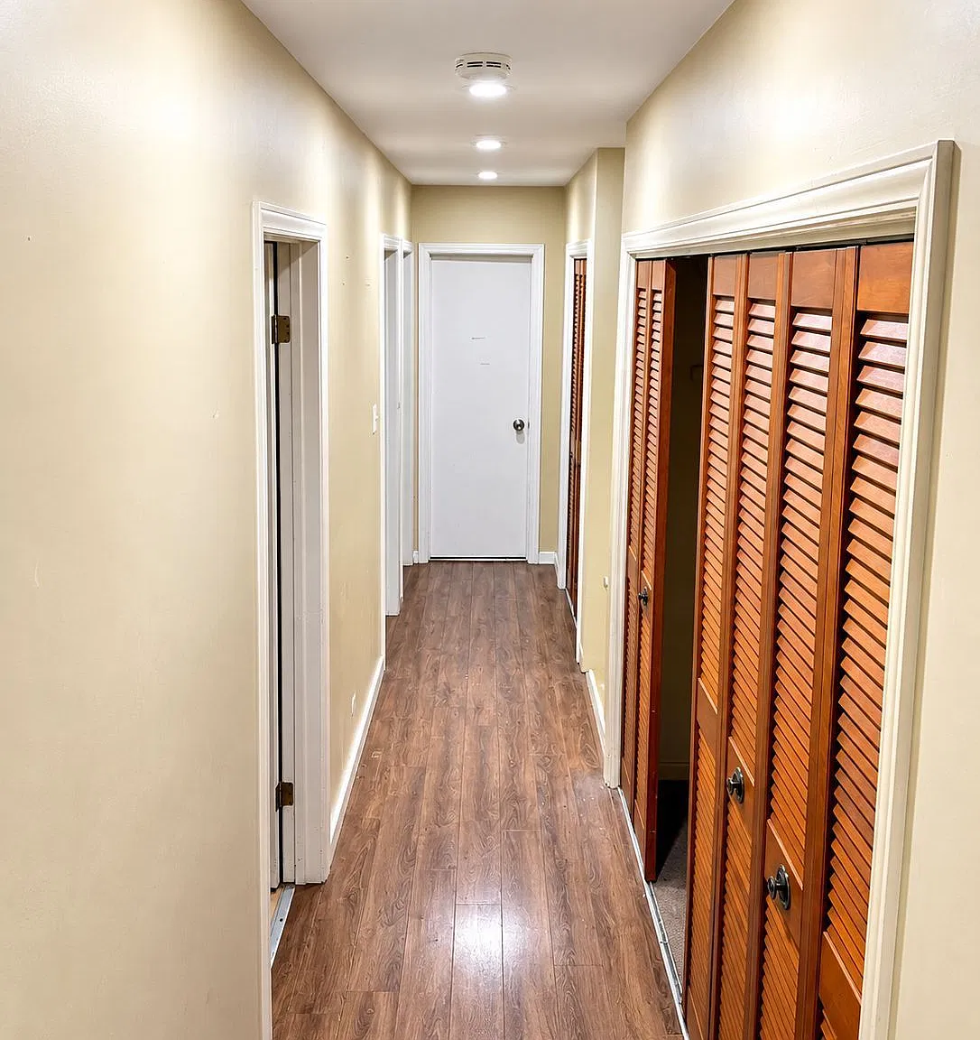 4 bed, $1,800 — Photo 4