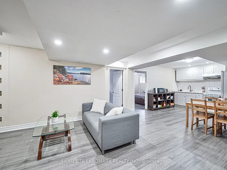 6 Stonebridge Blvd #BASEMENT — Photo 3