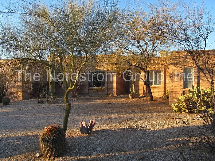 1st image of 4220 N Del Ciervo Pl