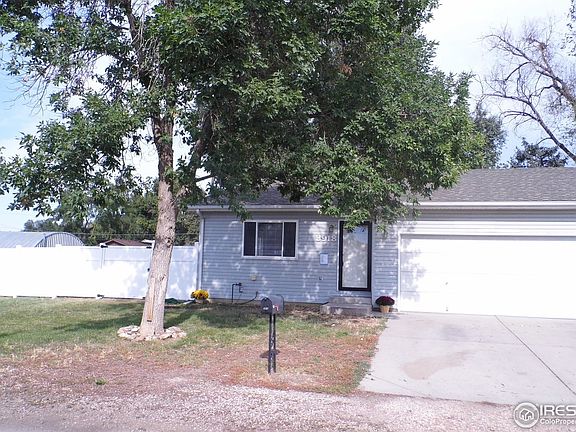 2nd image of 3918 Central St