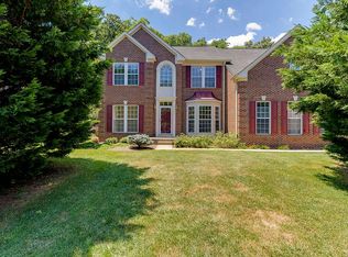 15492 Marsh Overlook Dr, Woodbridge, VA 22191