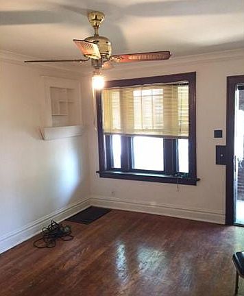 3rd image of 4968-4970 Eichelberger St