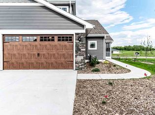 6552 Cortland Park, Deforest, WI 53532