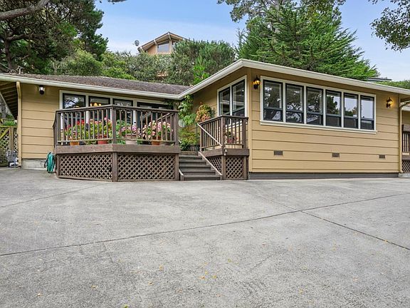 3rd image of 127 Mar Vista Dr