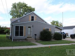 430 W 4th St, Garner, IA 50438