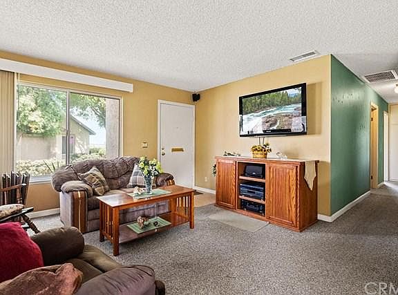 4th image of 627 Francine Ct