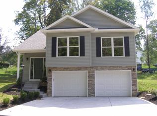 114 Casey Ln, Morgantown, WV 26508