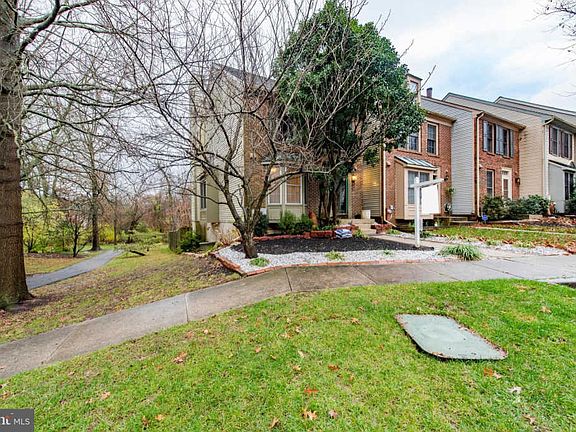 2nd image of 3918 Angelton Ct