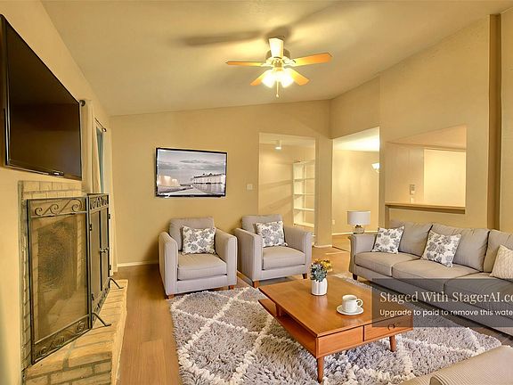 5th image of 9009 Richmond Ave APT 203