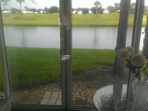 3rd image of 1474 The Pointe Dr