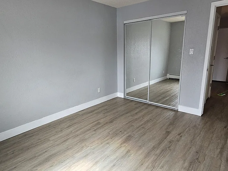 188 S Logan St #205 — Photo 20
