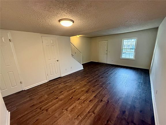 3rd image of 1761 Wire Rd APT 2-13