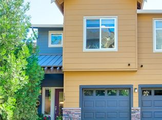 130 Cougar Ridge Rd NW #1502, Issaquah, WA 98027