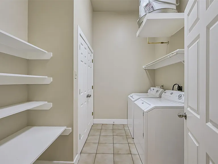 2309 Harborside Dr #204 — Photo 4