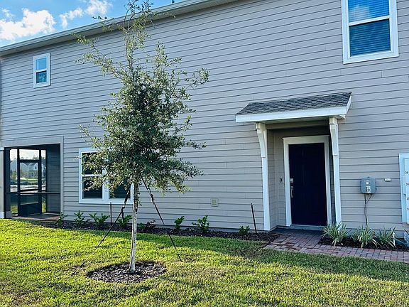 3rd image of 365 Belfort Court St